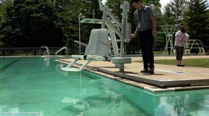 New ADA Chair Lift To Assist Swimmers At Chillicothe Municipal Pool