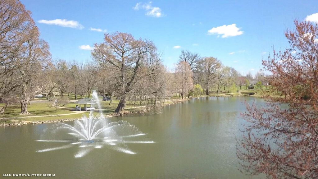 Yoctangee Park Lake, Chillicothe, Ohio. Dan Ramey/Litter Media