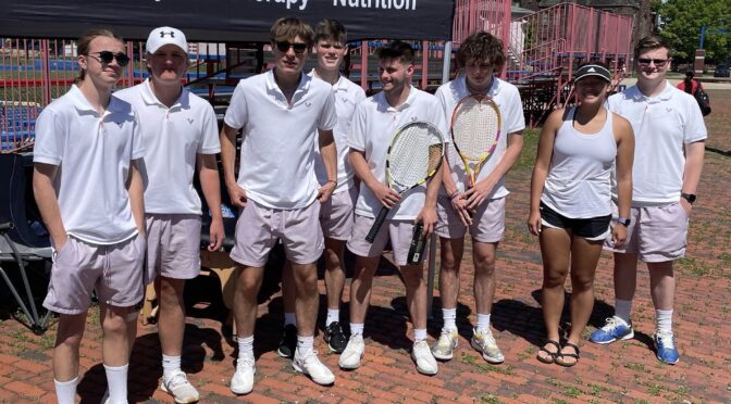 Unioto Boys Tennis Advances in Post-Season