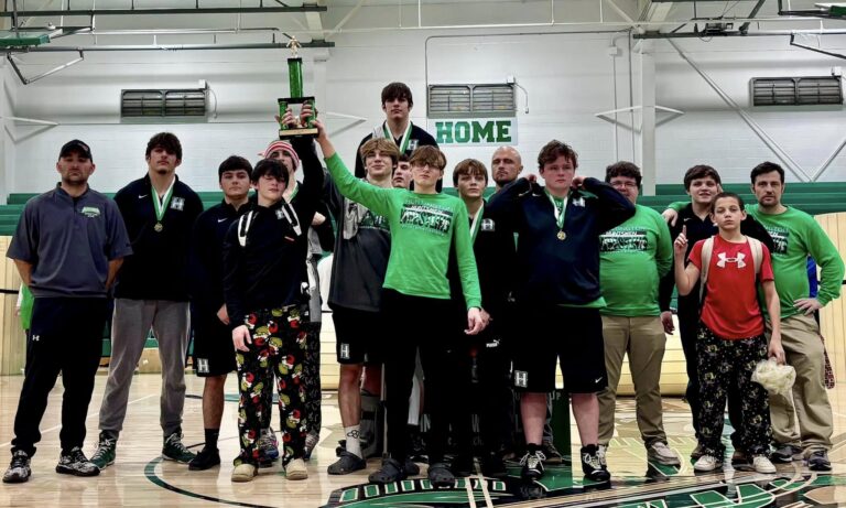 Huntington Wrestling Wins Mark Depugh Holiday Classic- Photo: Huntington Huntsmen Wrestling