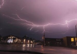 06-14-Lightning-in-Chillicothe-3